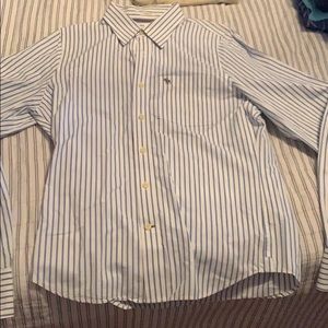 ABERCROMBIE & FITCH COLLARD BUTTON DOWN. SIZE L.